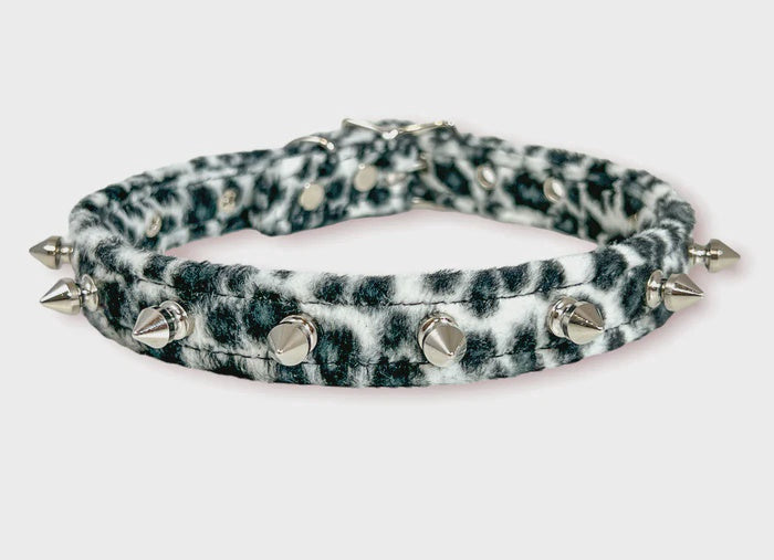 Fuzzy Leopard 1/2" Spike Choker