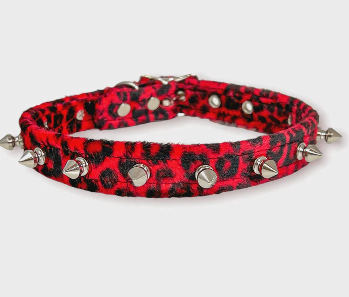 Fuzzy Leopard 1/2" Spike Choker