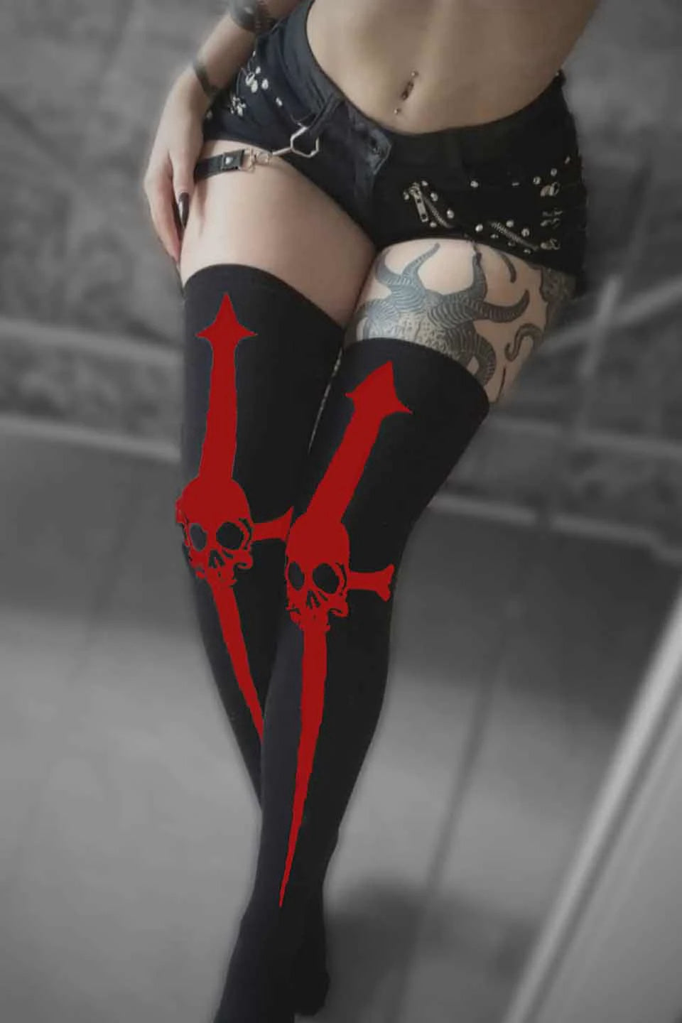 Dagger Thigh High Socks