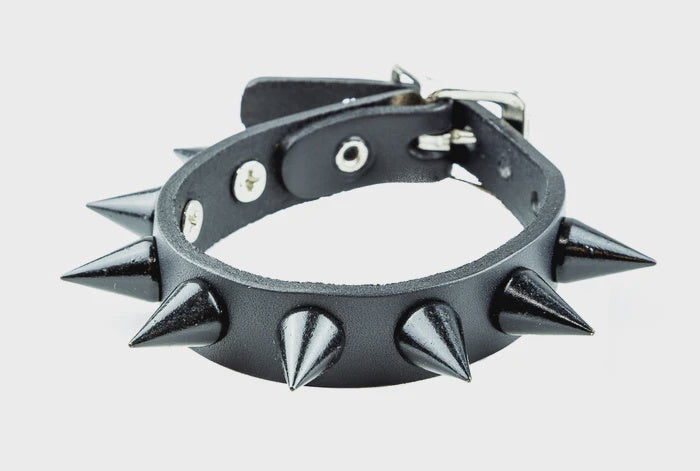 1 Row Cone Spike Buckle Bracelet