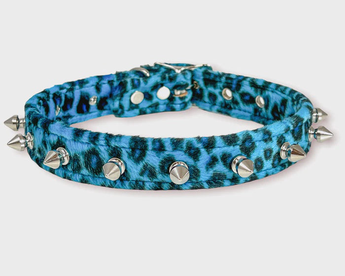 Fuzzy Leopard 1/2" Spike Choker