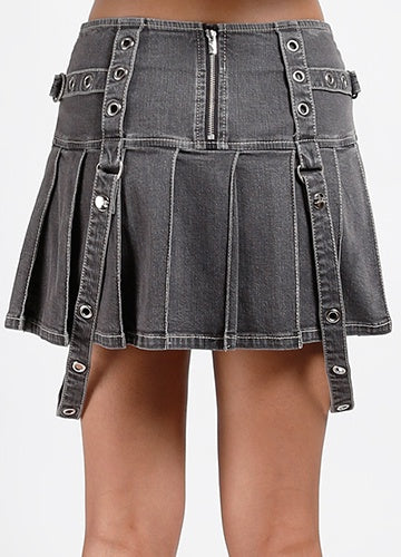 Pleated Grommet Skirt Black
